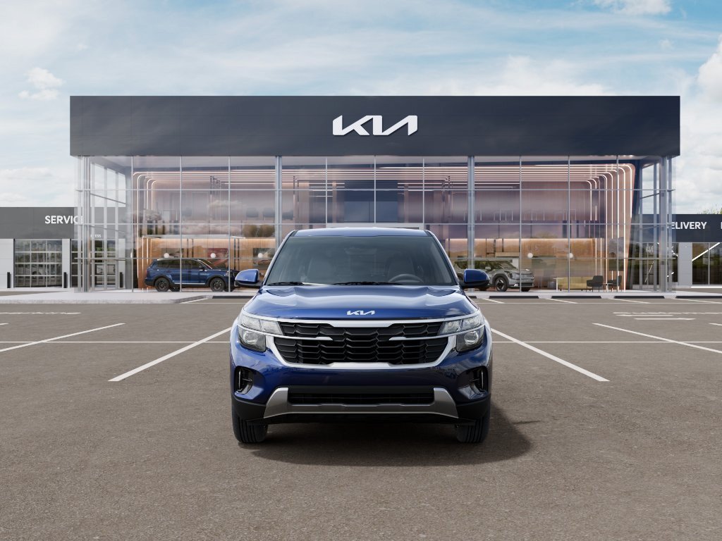 New 2026 Kia Seltos LX FWD image 9
