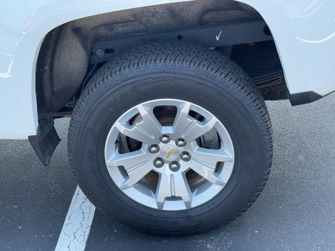 Used 2022 Chevrolet Colorado LT w/ Fleet Safety Package RWD image 7