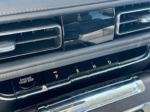 New 2026 Lincoln Aviator Reserve w/ Luxury Package image 22