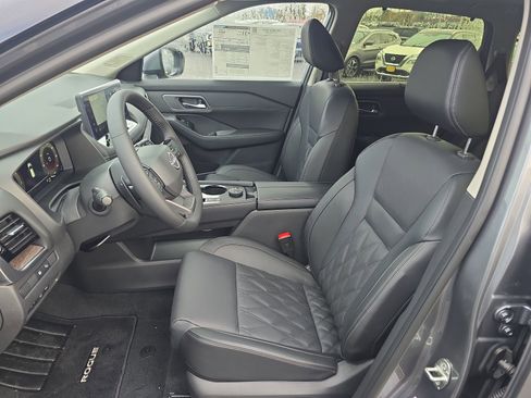 New 2026 Nissan Rogue Platinum w/ Platinum Premium Package image 12