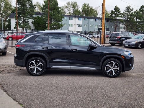 Certified 2026 Volkswagen Tiguan SE AWD/4WD image 4