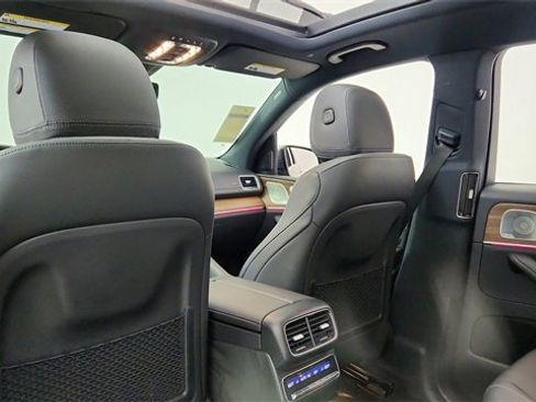 Used 2025 Mercedes-Benz GLS 450 GLS 450 image 35