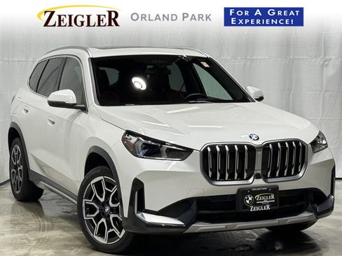 Certified 2025 BMW X1 xDrive28i image 1
