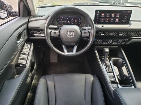 Used 2024 Honda Accord Touring image 19