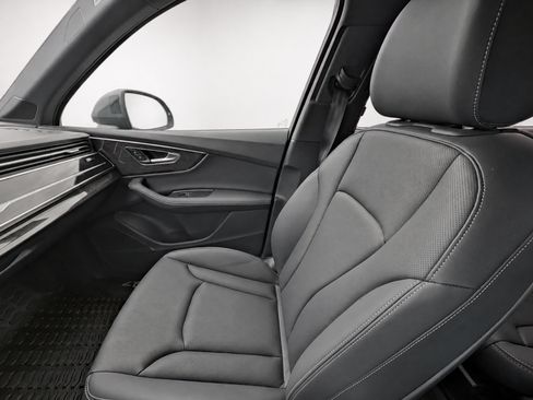 Certified 2026 Audi Q7 3.0T Premium Plus AWD/4WD image 18