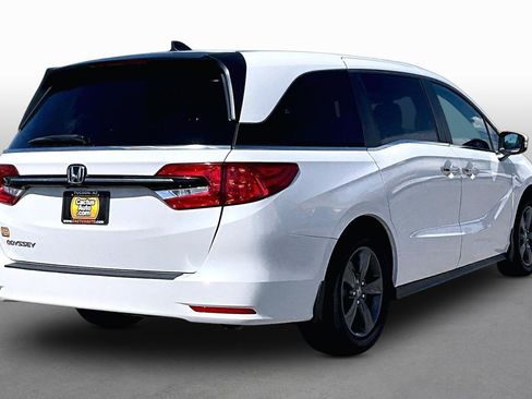 Used 2021 Honda Odyssey EX image 2