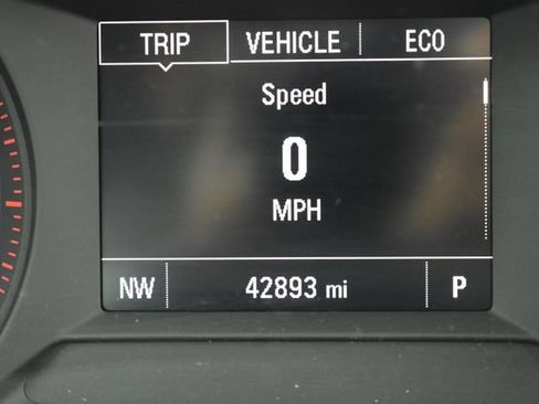 Certified 2022 Chevrolet TrailBlazer LT w/ Convenience Package FWD image 17