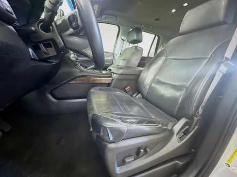 Used 2017 Chevrolet Tahoe LT RWD image 13