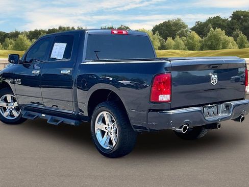 Used 2017 RAM 1500 Express w/ Express Value Package AWD/4WD image 11