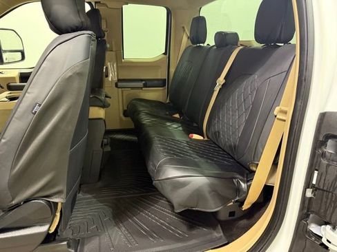 Used 2017 Ford F150 XLT w/ Trailer Tow Package image 17