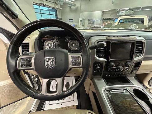 Used 2018 RAM 3500 Laramie Longhorn AWD/4WD image 9
