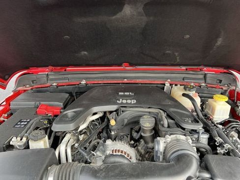 Used 2020 Jeep Gladiator Sport w/ Quick Order Package 24S image 29