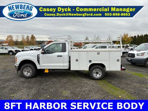 New 2026 Ford F250 XL w/ XL Chrome Package image 8