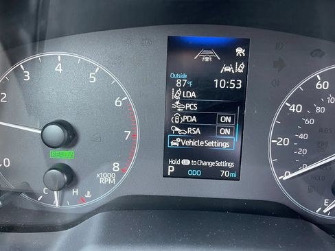 Used 2025 Toyota Corolla Cross AWD Hybrid image 23