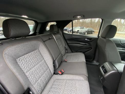 Used 2022 Chevrolet Equinox LT image 25