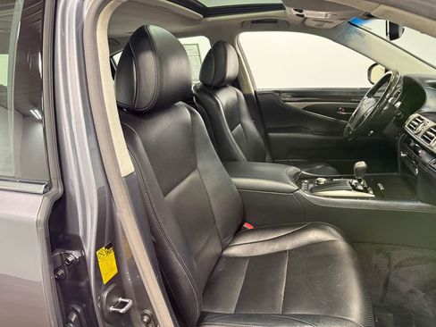 Used 2014 Lexus LS 600h L image 64