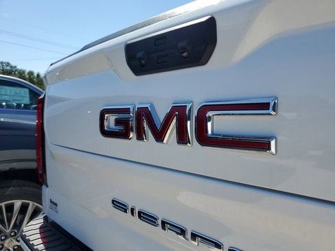 New 2026 GMC Sierra 1500 AT4 w/ AT4 Premium Package AWD/4WD image 7