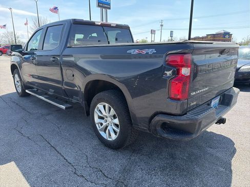 Used 2023 Chevrolet Silverado 1500 Custom AWD/4WD image 4