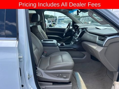 Used 2019 Chevrolet Suburban LT AWD/4WD image 27