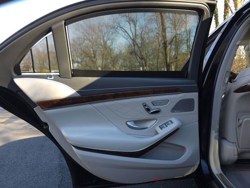 Used 2015 Mercedes-Benz S 550 4MATIC Sedan image 22