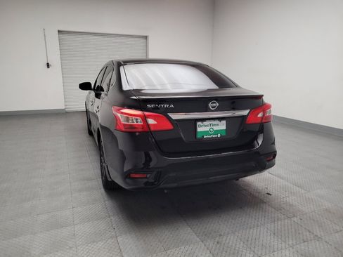 Used 2018 Nissan Sentra S w/ S Midnight Style Package FWD image 6