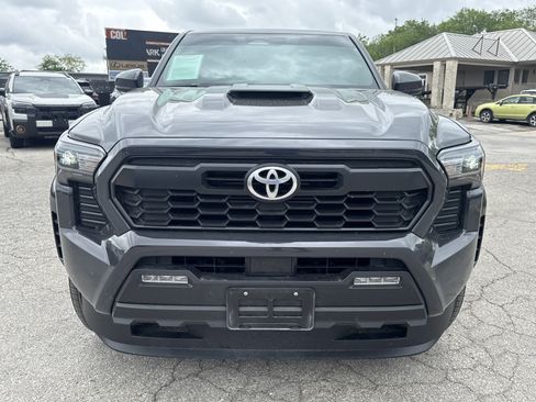 Used 2025 Toyota Tacoma TRD Sport RWD image 8