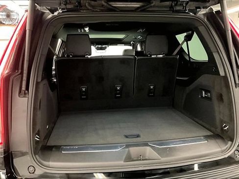 Used 2025 Cadillac Escalade ESV Premium Luxury AWD/4WD image 43