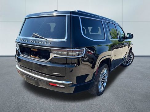 Used 2022 Jeep Grand Wagoneer Series II AWD/4WD image 4