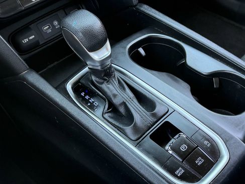 Used 2019 Hyundai Santa Fe SEL FWD image 22