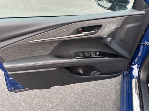 Used 2025 Toyota Camry XLE FWD image 11