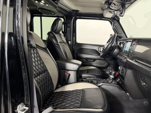 Used 2022 Jeep Gladiator Overland AWD/4WD image 29