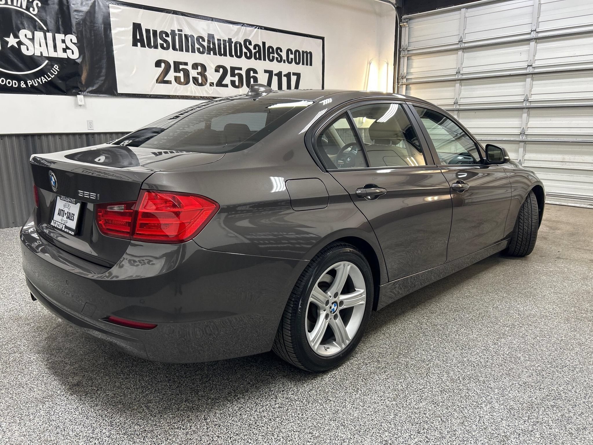 Used 2014 BMW 328i Sedan RWD image 6