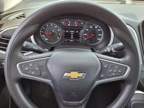 Used 2022 Chevrolet Malibu LT image 10