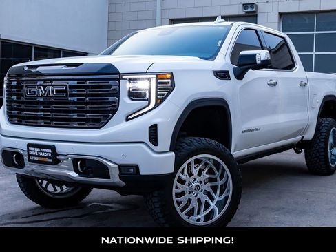 Used 2025 GMC Sierra 1500 Denali Ultimate image 4