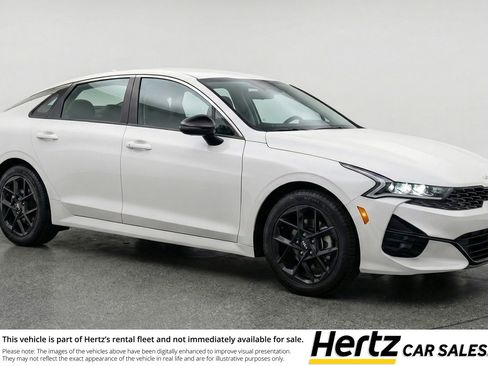 Used 2025 Kia K5 LXS FWD image 1