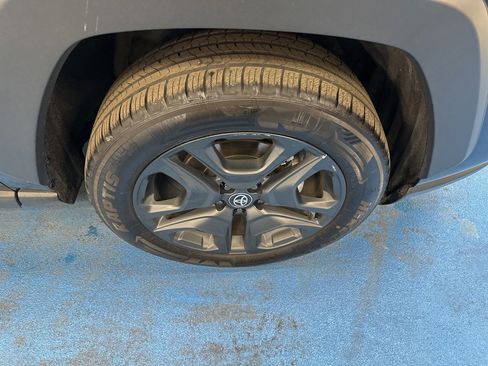 Used 2024 Toyota RAV4 Adventure image 3