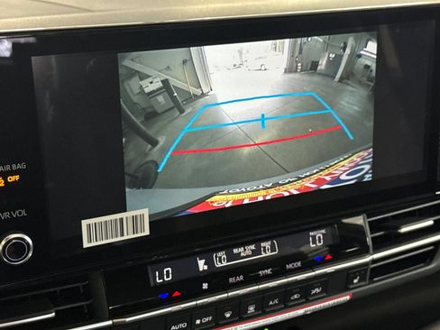 New 2026 Toyota Sienna XLE Woodland Edition AWD/4WD image 25