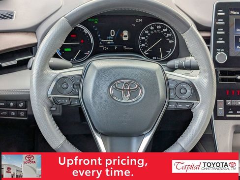 Used 2021 Toyota Avalon Limited w/ Advanced Safety Package image 12