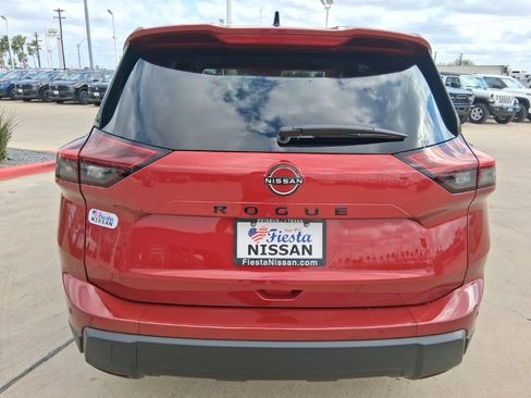 New 2026 Nissan Rogue SV image 5