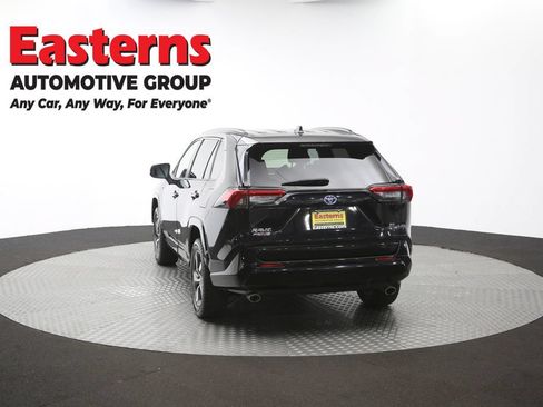 Used 2022 Toyota RAV4 SE AWD/4WD image 38