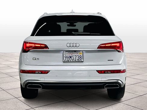 Used 2023 Audi Q5 2.0T Premium w/ Convenience Package image 7
