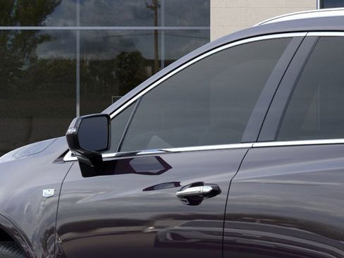 New 2025 Cadillac XT5 Luxury image 12