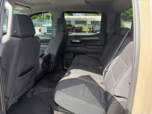 Used 2022 Chevrolet Silverado 1500 LT Trail Boss w/ Protection Package AWD/4WD image 10