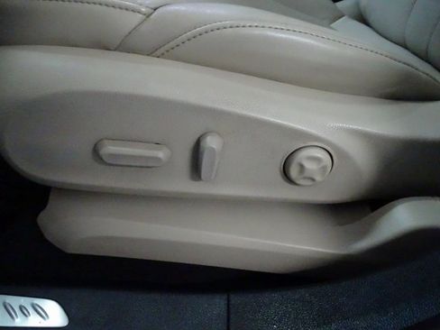 Used 2016 Buick Envision Premium image 3