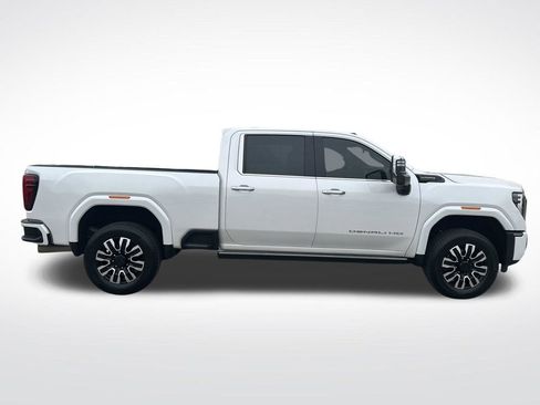 Certified 2024 GMC Sierra 2500 Denali Ultimate AWD/4WD image 8