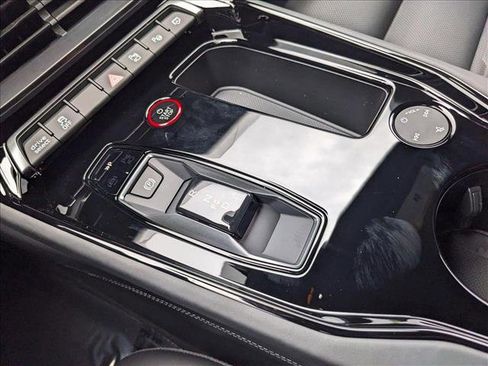 New 2025 Audi RS e-tron GT performance image 11