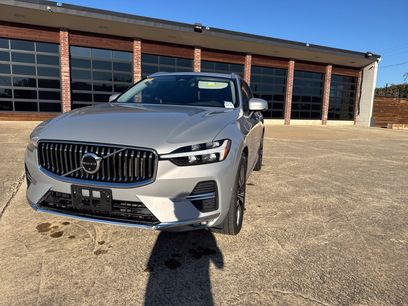 Used 2023 Volvo XC60 B5 Plus w/ Protection Package Premier