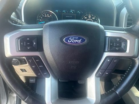 Used 2017 Ford F150 Lariat AWD/4WD image 11