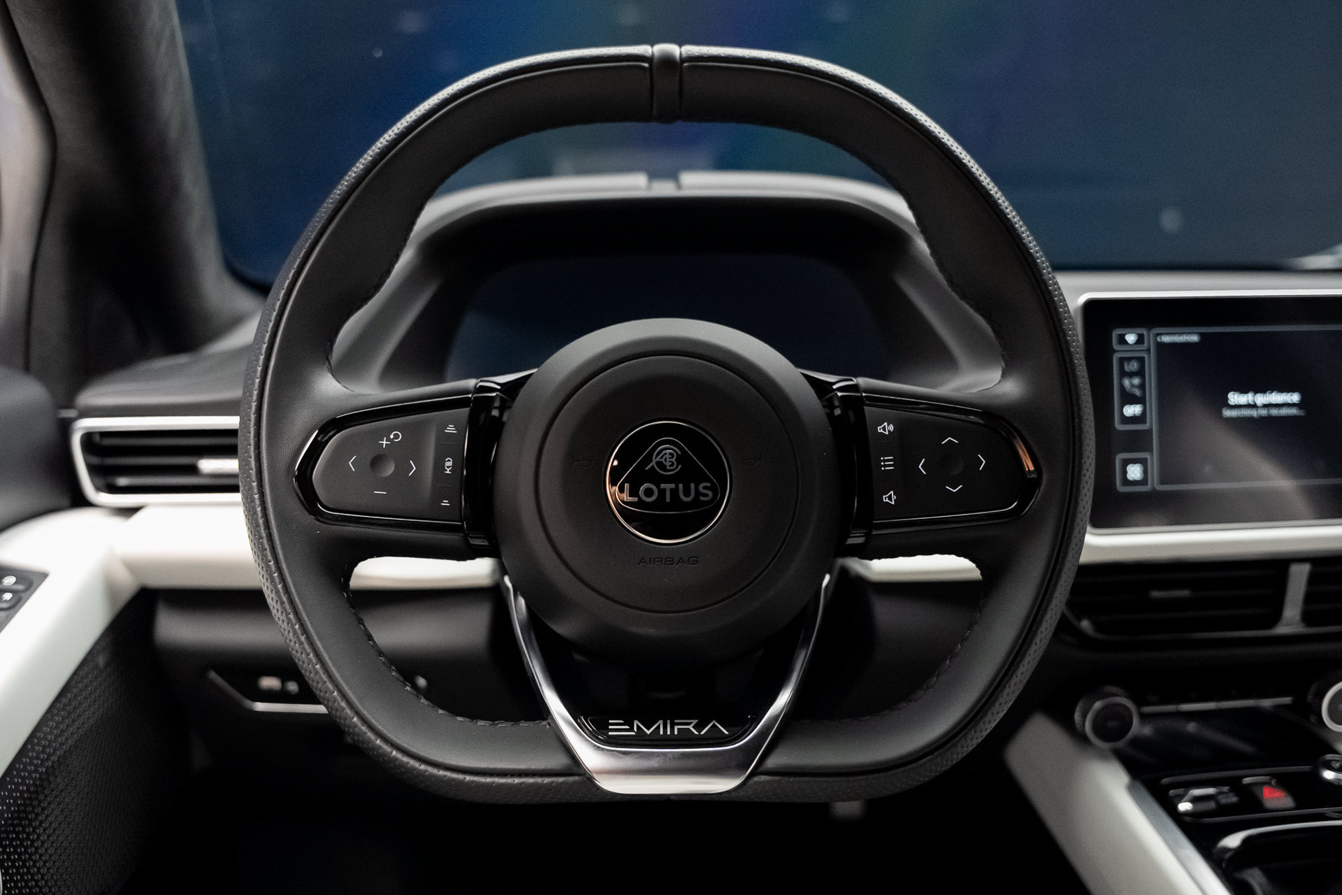 Used 2025 Lotus Emira RWD image 41