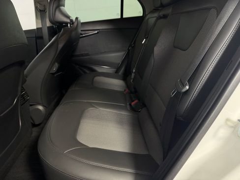 Used 2023 Kia Niro Wind FWD image 26